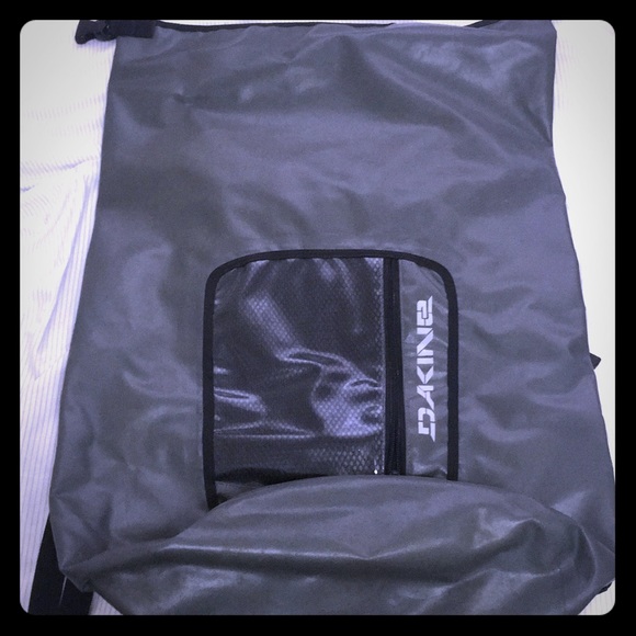 Dakine Handbags - EUC Dakine Dry Bag